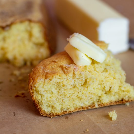 Buttermilk Skillet Cornbread