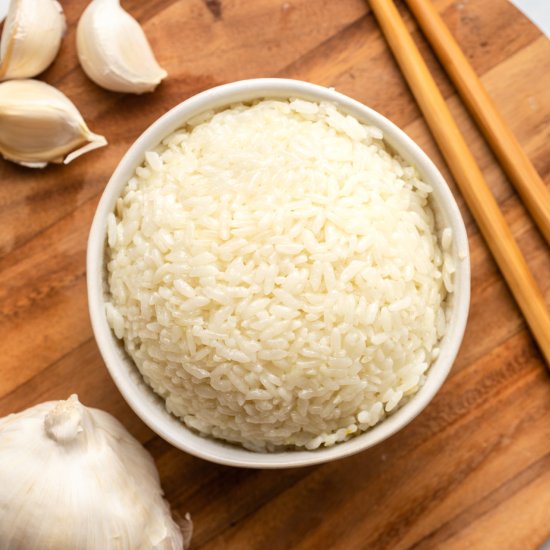 Instant Pot Garlic Rice