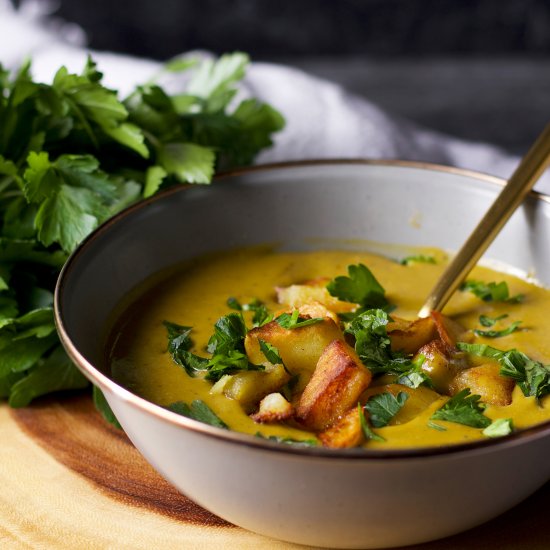 Vegan Broccoli Cheese Soup