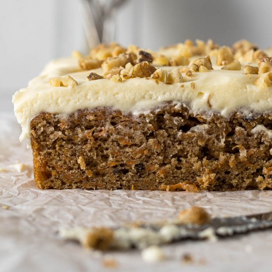 Carrot Cake Tray Bake