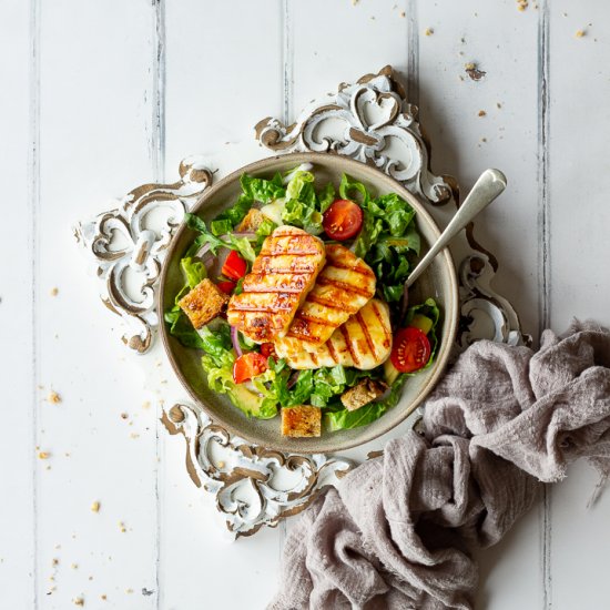 Easy Halloumi Avocado Salad