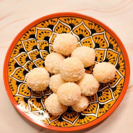 Instant Coconut Ladoos