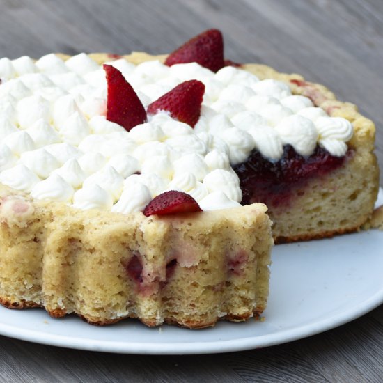 Susie’s Strawberry Cake