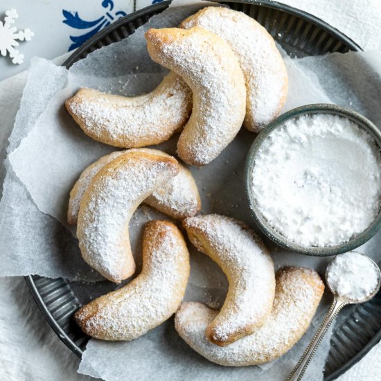 Austrian Crescent Cookies