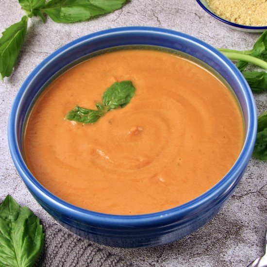 Vegan Tomato Basil Soup