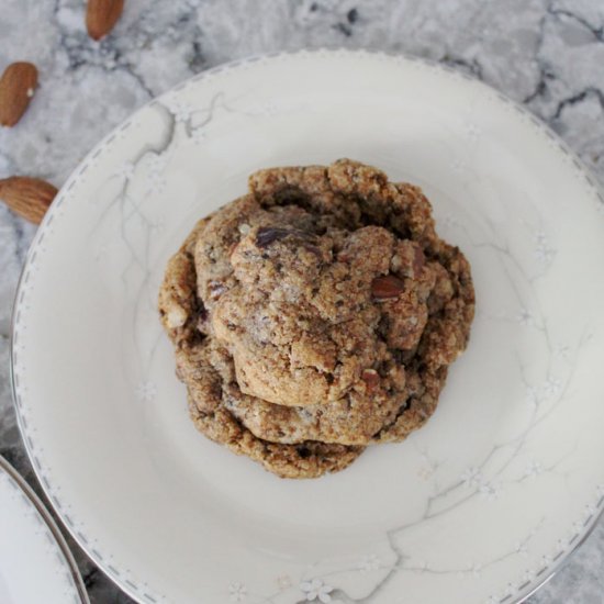 Tahini Cookies with Almonds