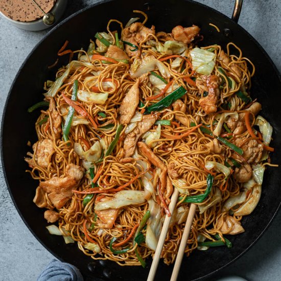 Chicken Chow Mein (鸡肉炒面)