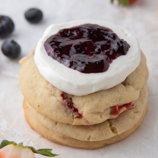 Crumbl berries and cream cookies