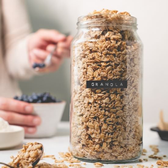 Simple Homemade Granola