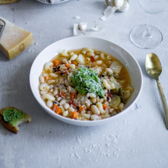 French Pesto Soup (Soup au Pistou)