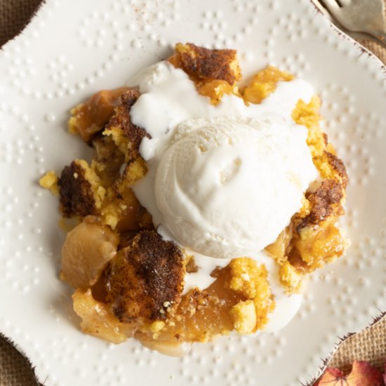 Crockpot Caramel Apple Dump Cake