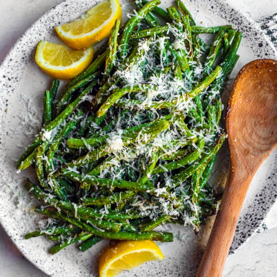 air fryer green beans with parmesan