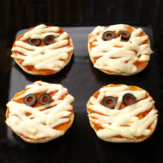 Halloween Mummy Pizza