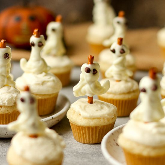 Halloween Ghost Cupcakes