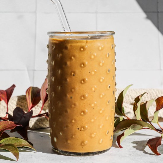 Dairy Free Pumpkin Pie Smoothie