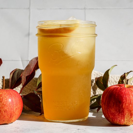 Spiced Apple Fizz Mocktail Drink