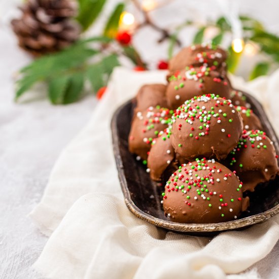 Christmas Oreo Balls