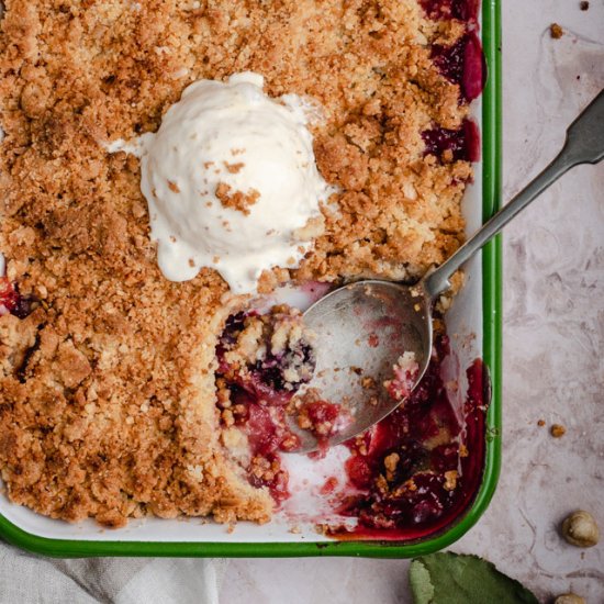 Apple and Blackberry Crumble