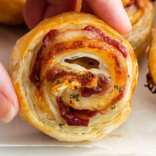 Cranberry Brie Bites