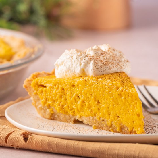 Keto Pumpkin Chiffon Pie