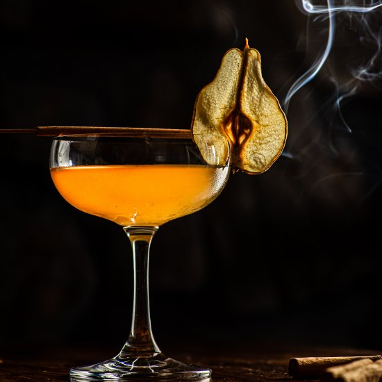 Deliciously Spiced Pear Whisky Sour