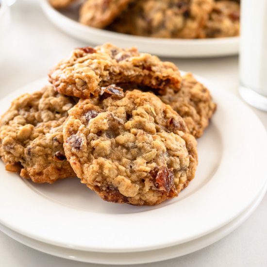 Oatmeal Date Cookies