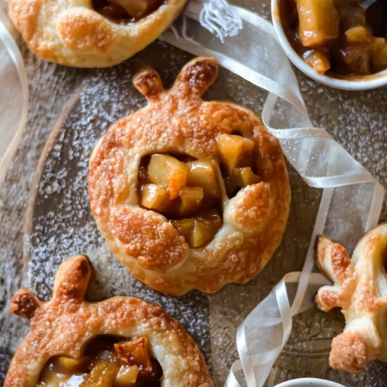 Easy Vegan Apple Hand Pies