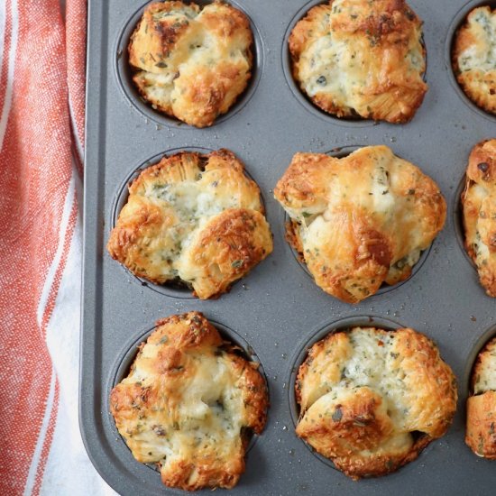 Cheesy Pull Apart Rolls