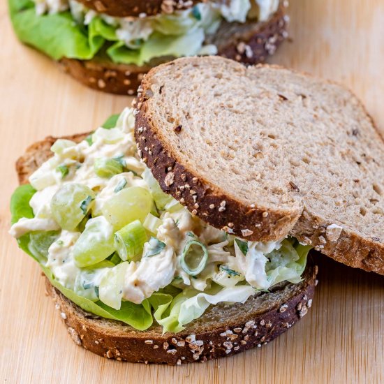 CHICKEN SALAD SANDWICH