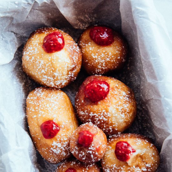 sufganiyot (vegan-friendly)