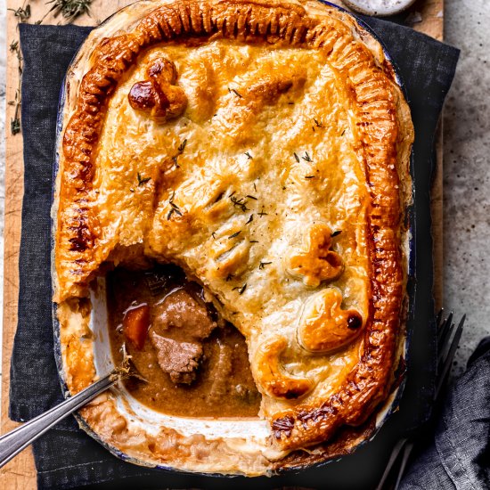 Tender Slow Cooker Steak Pie