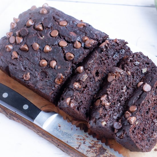 Chocolate Walnut Zucchini Bread