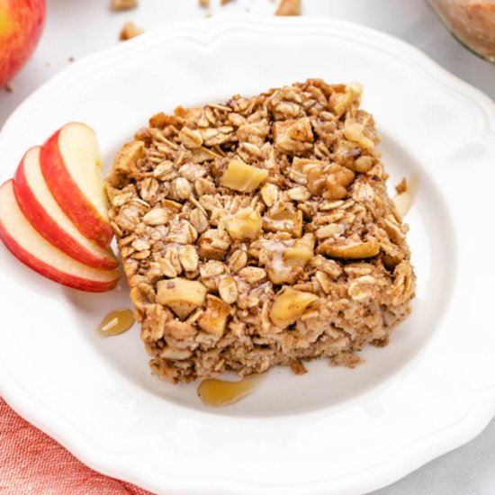 Vegan Baked Oats with Apples