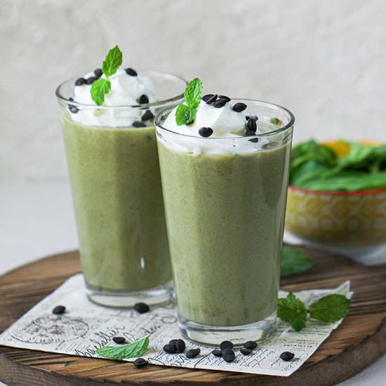 Mint Chocolate Chip Smoothie