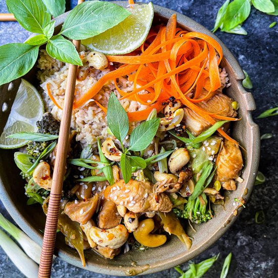 Instant Pot Whole30 Cashew Chicken