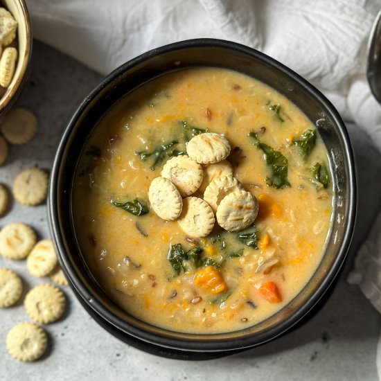 Instant Pot Creamy Vegetable Soup