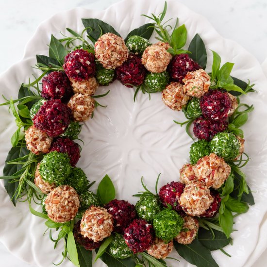 Christmas Cheese Ball Wreath