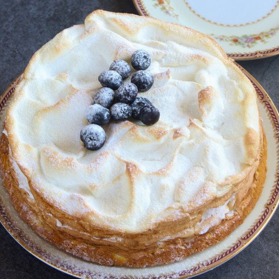 Keto Meringue Cake