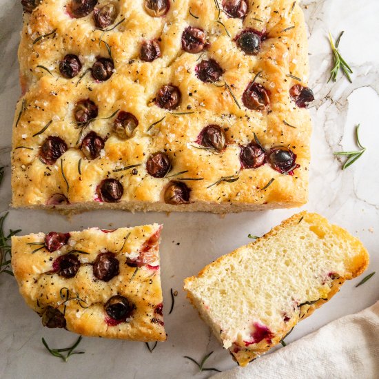 Fluffy Black Pepper Focaccia