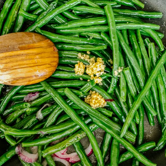 How to Make Sauteed Green Beans