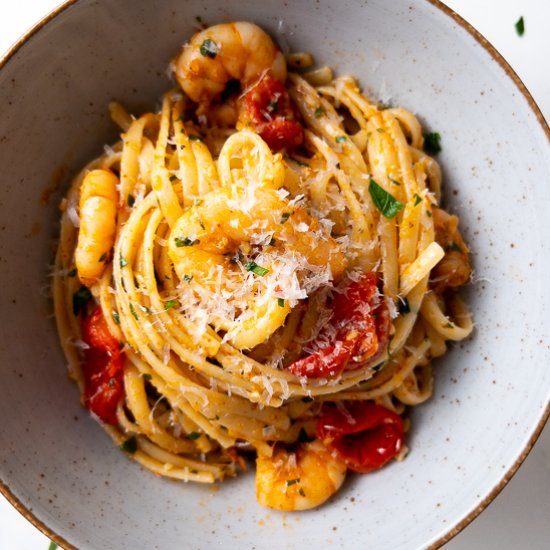 Spicy Garlic Shrimp Pasta