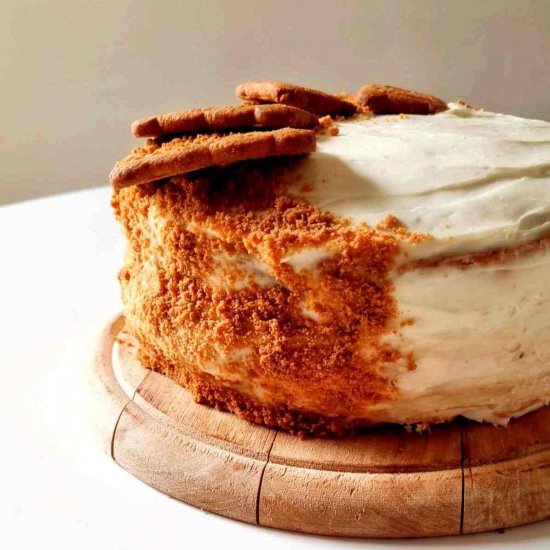 Biscoff Lotus Cake