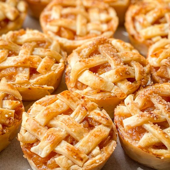 Easy Mini Apple Pies