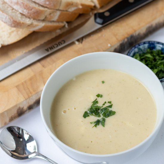 Low Carb Roasted Cauliflower Soup