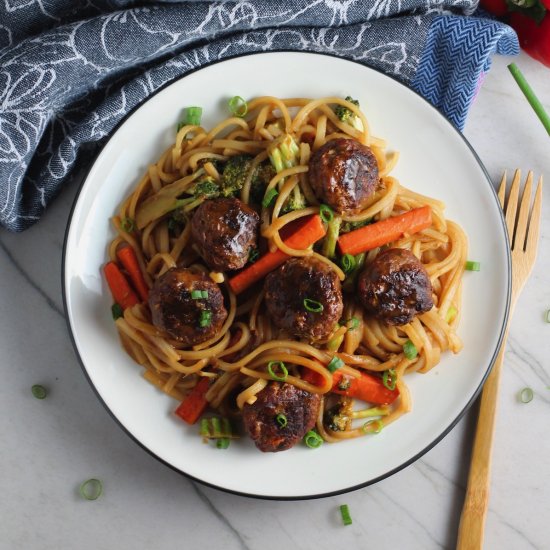 Teriyaki Meatball Stir Fry Noodles