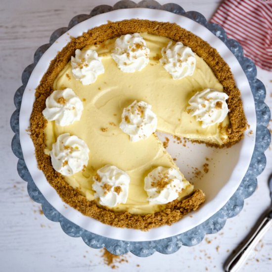 No Bake Eggnog Cream Pie