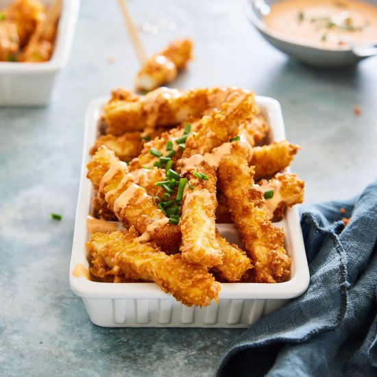 Halloumi fries with cornflakes