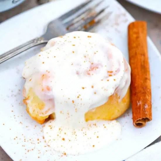 Crockpot Cinnamon Rolls