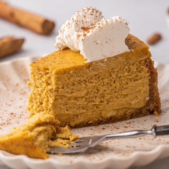 Creamy pumpkin cheesecake