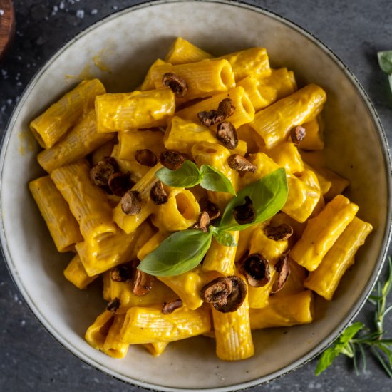 CREAMY ROAST PUMPKIN PASTA